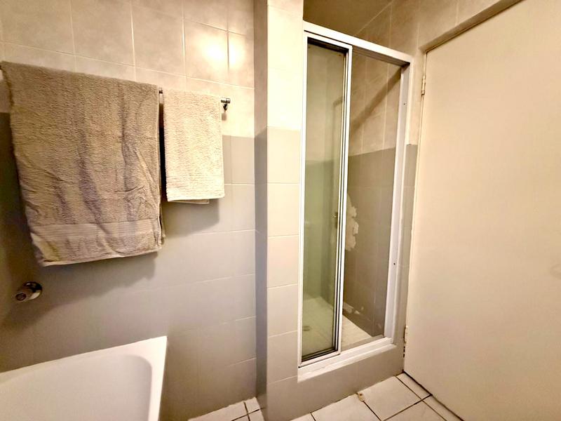 2 Bedroom Property for Sale in Hout Bay Western Cape